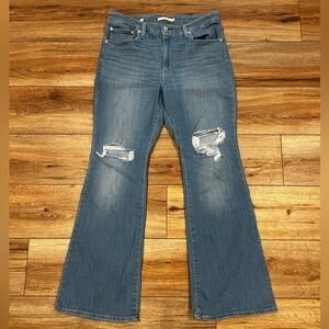 Levi’s Women’s Flare Jeans Style 726 Flare Size 33W